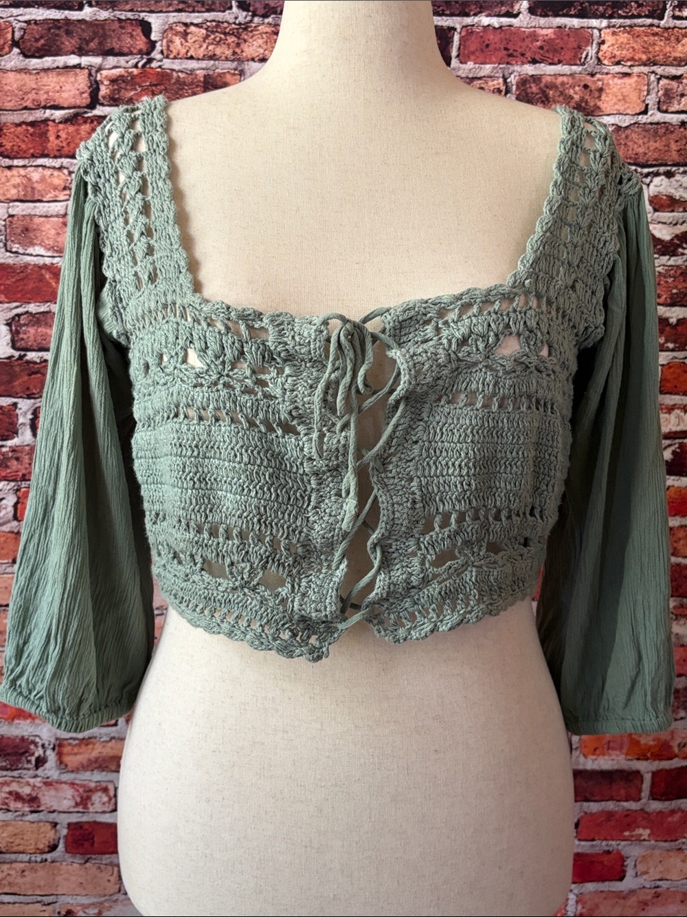 Earthbound Knit Lace-Up Sage Green Crop Top Boho Festival Poet Sleeve Size XL